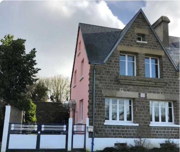 Maison Rose Chérencé-le-Roussel Exteriér fotografie